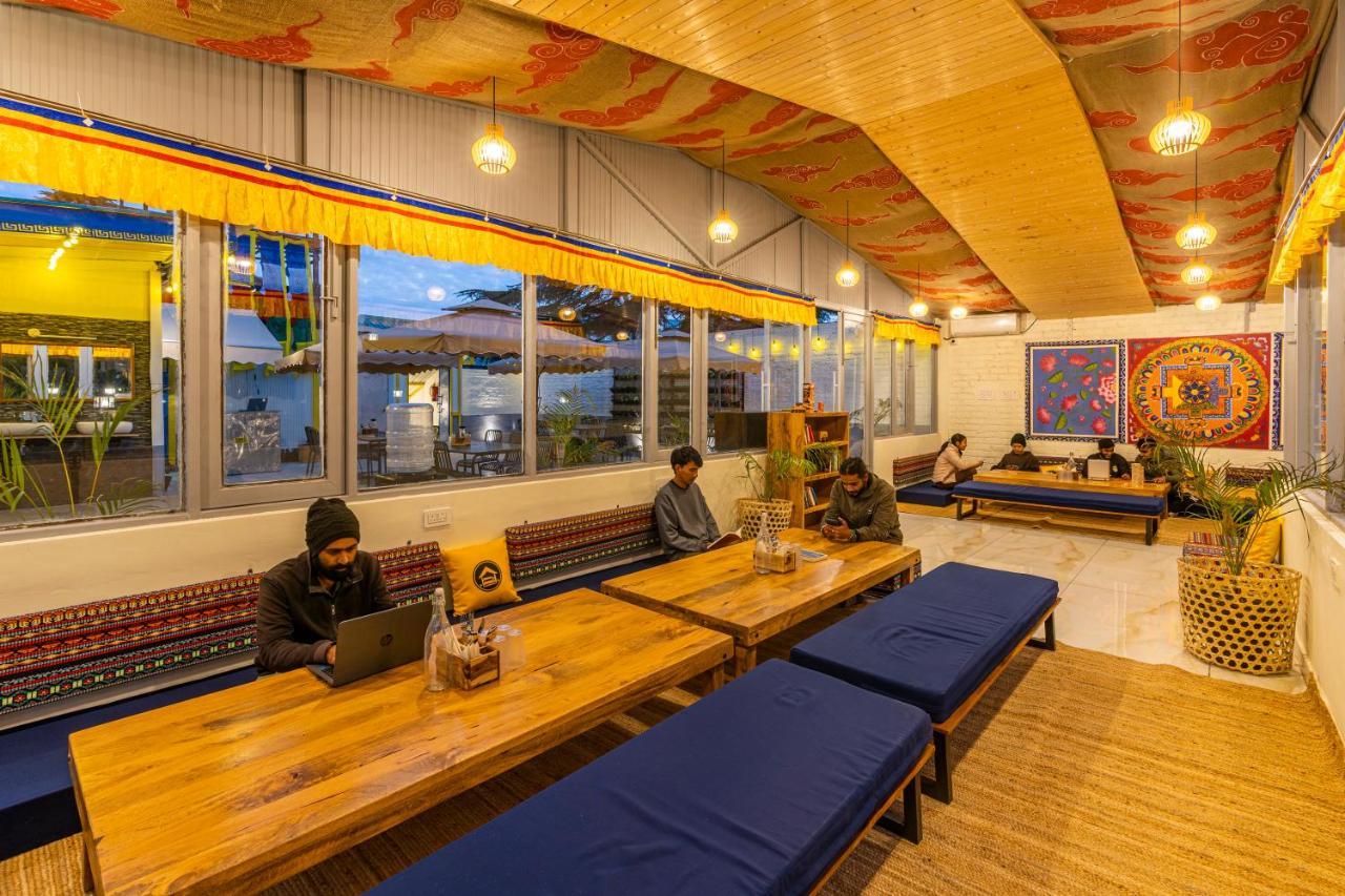 The Hosteller Mcleodganj, Mall Road McLeod Ganj Εξωτερικό φωτογραφία